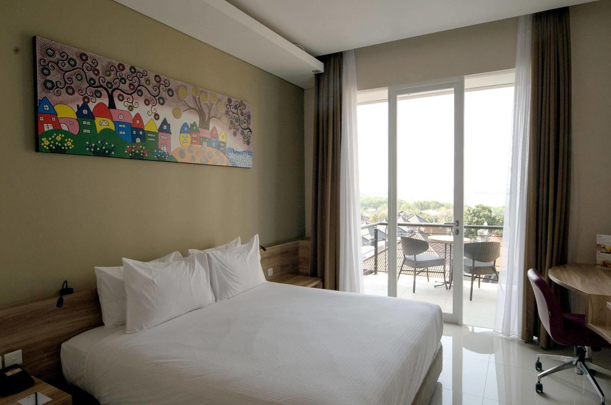 Mahogany Hotel Nusa Dua  Exterior photo
